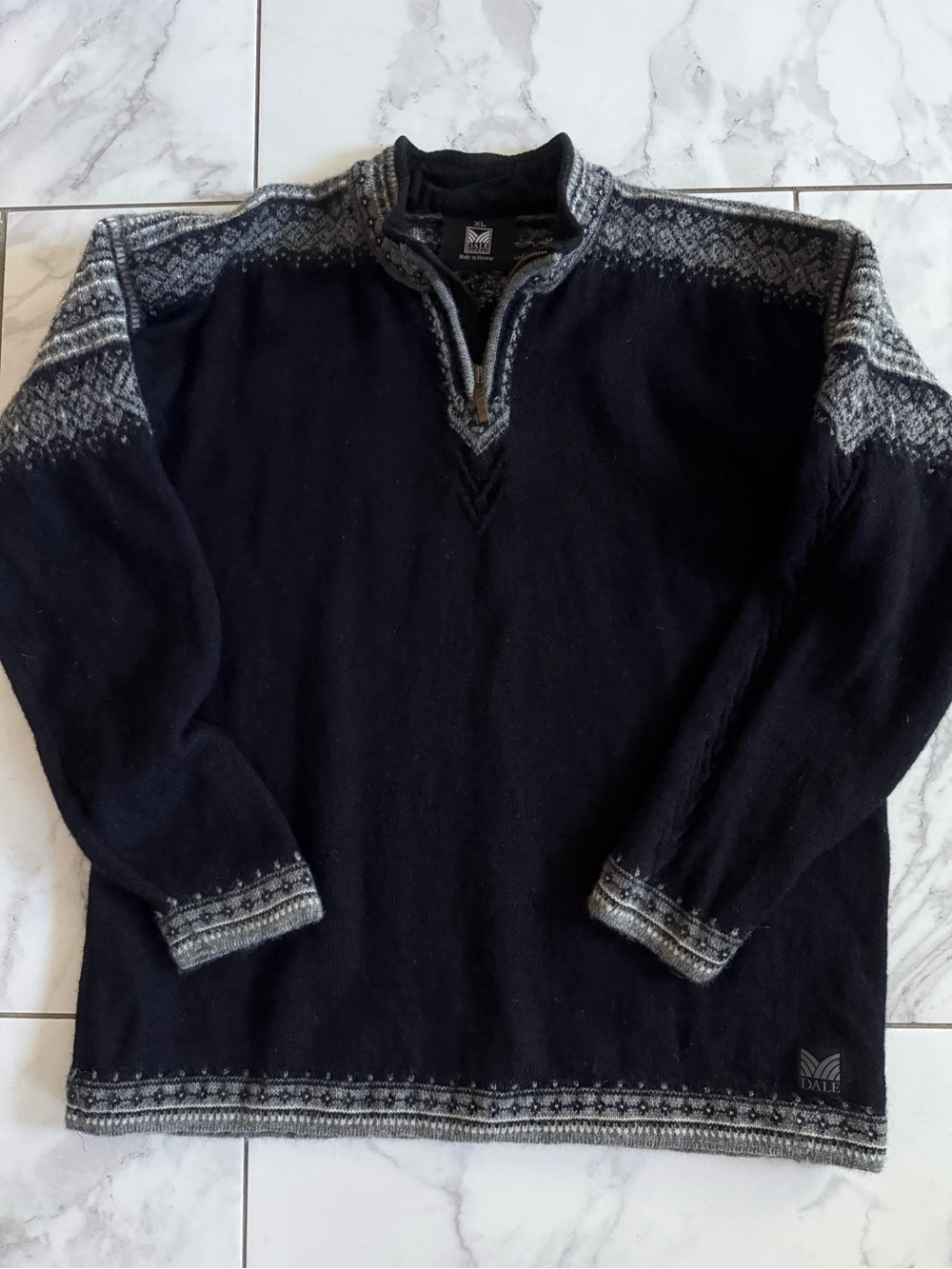 Dale of Norway Wool Nordic Quarter Zip Black Charcoal Knit Ski Style Sweater L
